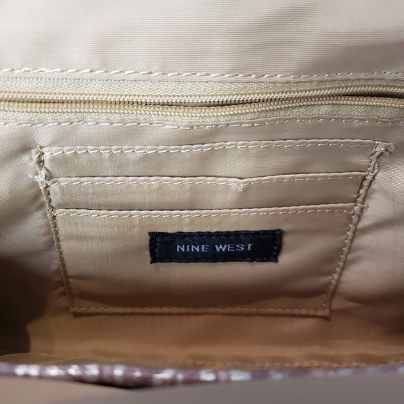 Nine West Faux Croc Iridescent Lavender Chain Clasp Shoulder Purse NWOT - Picture 12 of 12